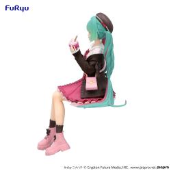 Hatsune Miku Estatua PVC Noodle Stopper Autumn Date Pink Color Ver. 14 cm