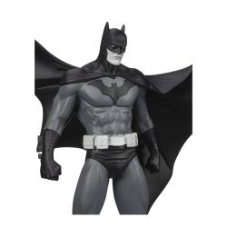 DC Direct Estatua a Batman Black & White Batman (by Jorge Jimenez) 27 cm