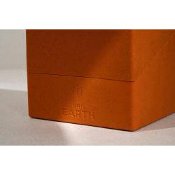 Ultimate Guard Return To Earth Boulder Deck Case 100+ Tamaño Estándar Naranja