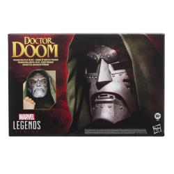 Casco premium Doctor Doom Marvel Legends