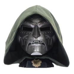 Casco premium Doctor Doom Marvel Legends