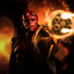 Hellboy Estatua 1/4 Deluxe Art Scale Hellboy 68 cm