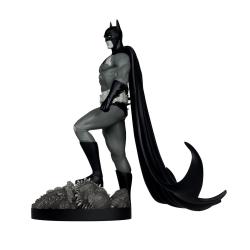 DC Direct Estatua 1/10 Batman by Bjorn Barends (Black White) 18 cm