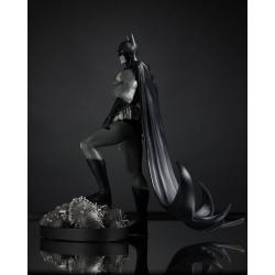 DC Direct Estatua 1/10 Batman by Bjorn Barends (Black White) 18 cm