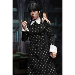 Figura Miercoles Addams Clothed Action Miercoles 20cm