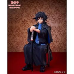 Demon Slayer: Kimetsu no Yaiba Estatua Giyu Tomioka 16 cm