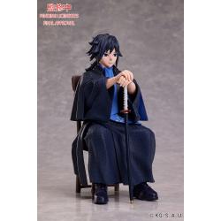 Demon Slayer: Kimetsu no Yaiba Estatua Giyu Tomioka 16 cm