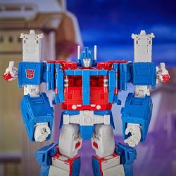 The Transformers: The Movie Generations Studio Series Commander Class Figura 86-21 Ultra Magnus 24 cm