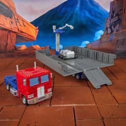 The Transformers: The Movie Generations Studio Series Commander Class Figura Optimus Prime 18 cm