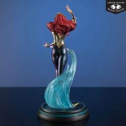DC Direct Cover Girls Estatua 1/8 Mera by J. Scott Campbell 26 cm