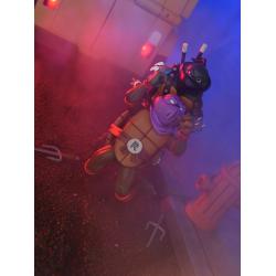 Las Tortugas Ninja Figura Ultimate Dark Leo 18 cm