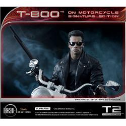 Terminator 2Estatua T-800 On Motorcycle Limited Signature Edition 70 cm