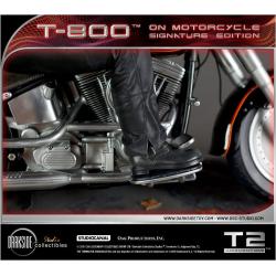 Terminator 2Estatua T-800 On Motorcycle Limited Signature Edition 70 cm
