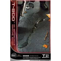 Terminator 2Estatua T-800 On Motorcycle Limited Signature Edition 70 cm