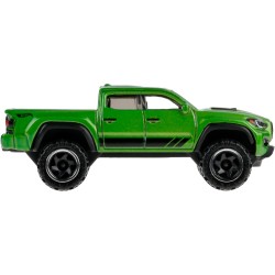 Hot Wheels Silver series JCB72  20 Toyota Tacoma  2/5
