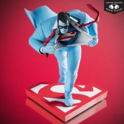 DC Direct Estatua 1/10 Superman Red and Blue: Superman by Clayton Henry Limited Edition 16 cm