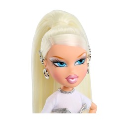 Muñeca Bratz Charmz - Cloe