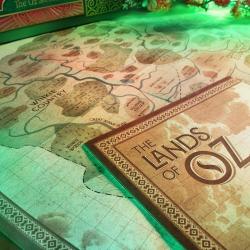 Caja metalica Los Recuerdos de Oz Wicked