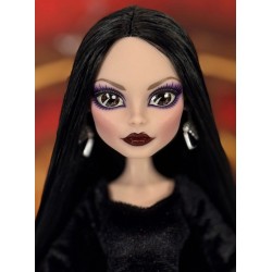 Monster High x Wednesday Muñeca Morticia