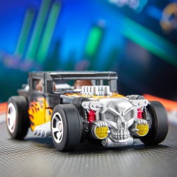 Hot Wheels x Transformers. Bone Shaker. HASBRO