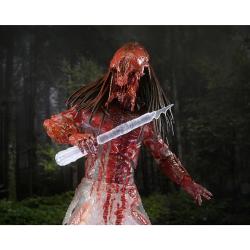 Figura Ultimate Bear Blood Feral Predator Prey 18cm | Edición Ultimate - Frikimaz