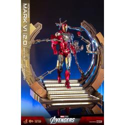 Marvel Los Vengadores Figura Movie Masterpiece Diecast 1/6 Iron Man Mark VI (2.0) with Suit-Up Gantry 32 cm