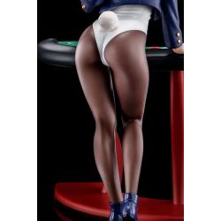 The Demon Sword Master of Excalibur Academy Estatua 1/6 Sakuya Sieglinde wearing lapis lazuli blue bunny costume with Nip Slip..