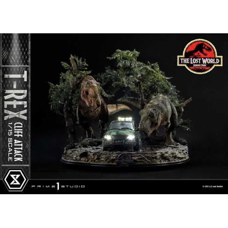 Jurassic World: The Lost World Estatua 1/15 T-Rex Cliff Attack 53 cm