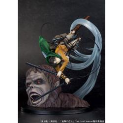 Attack on Titan Estatua PVC 1/7 Levi vs Beast Titan Ver. 28 cm